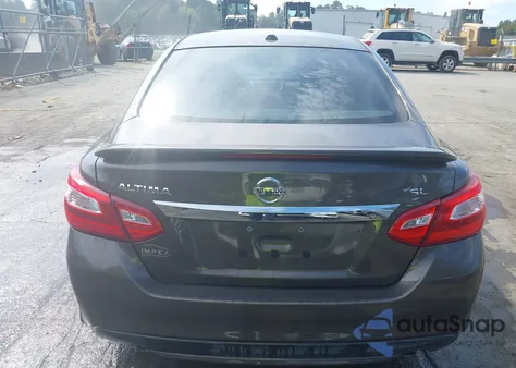 2017 Nissan Altima 2.5 Sl z USA, uszkodzony, nr VIN 1N4AL3AP8HC119892